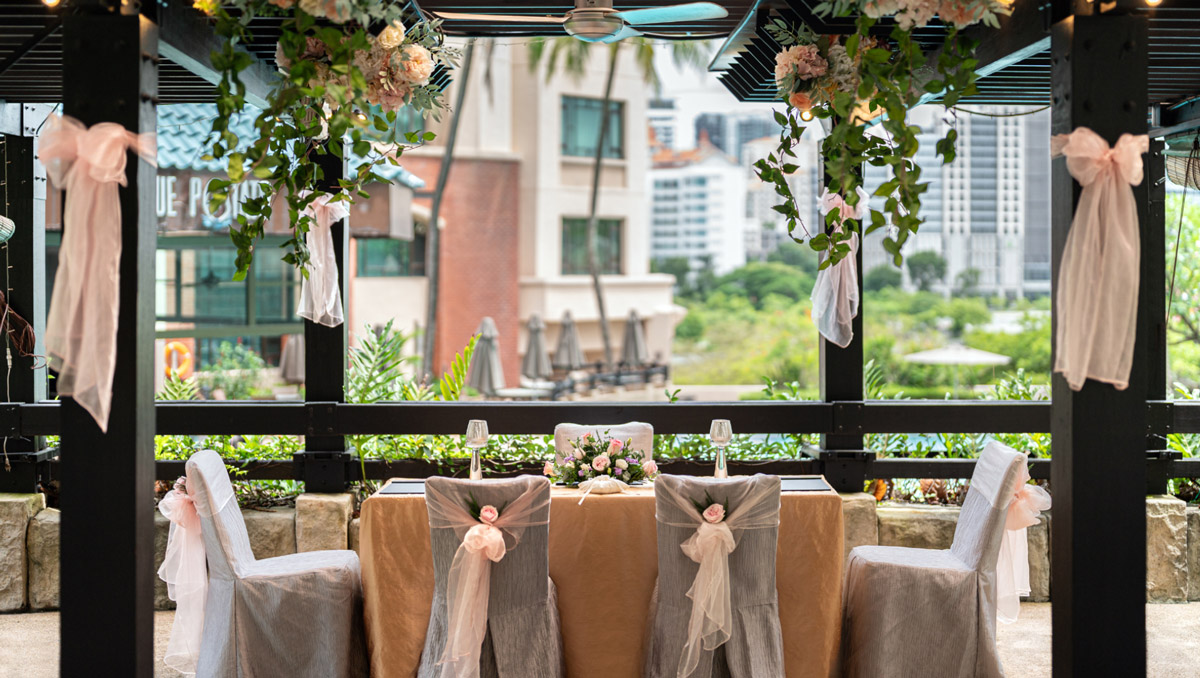 Elegance by the River: Paradox Singapore Merchant Court Wedding Venue