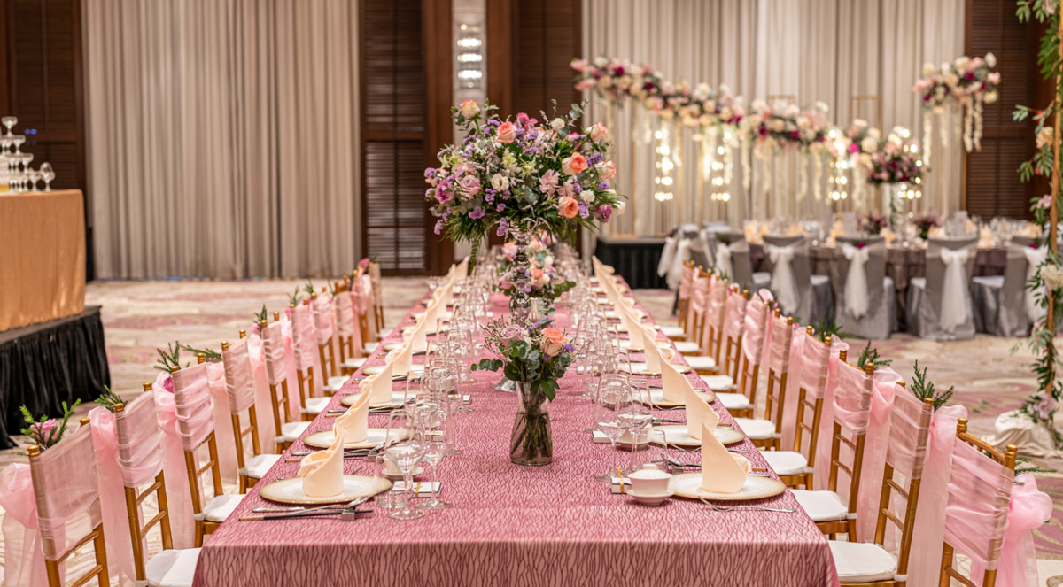 Elegance by the River: Paradox Singapore Merchant Court Wedding Venue