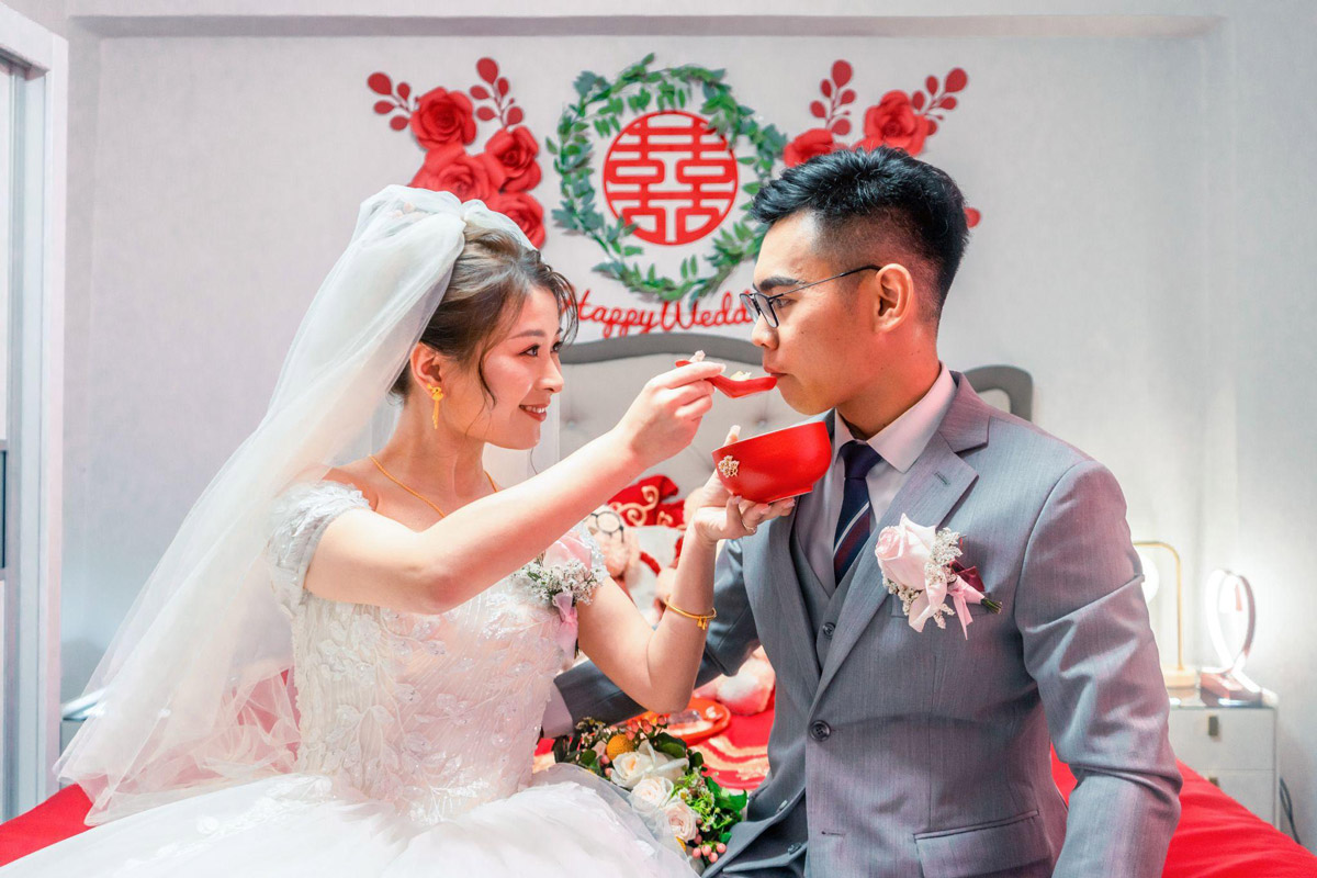 Small Scale, Big Value Wedding Photography By Our Momento Singapore