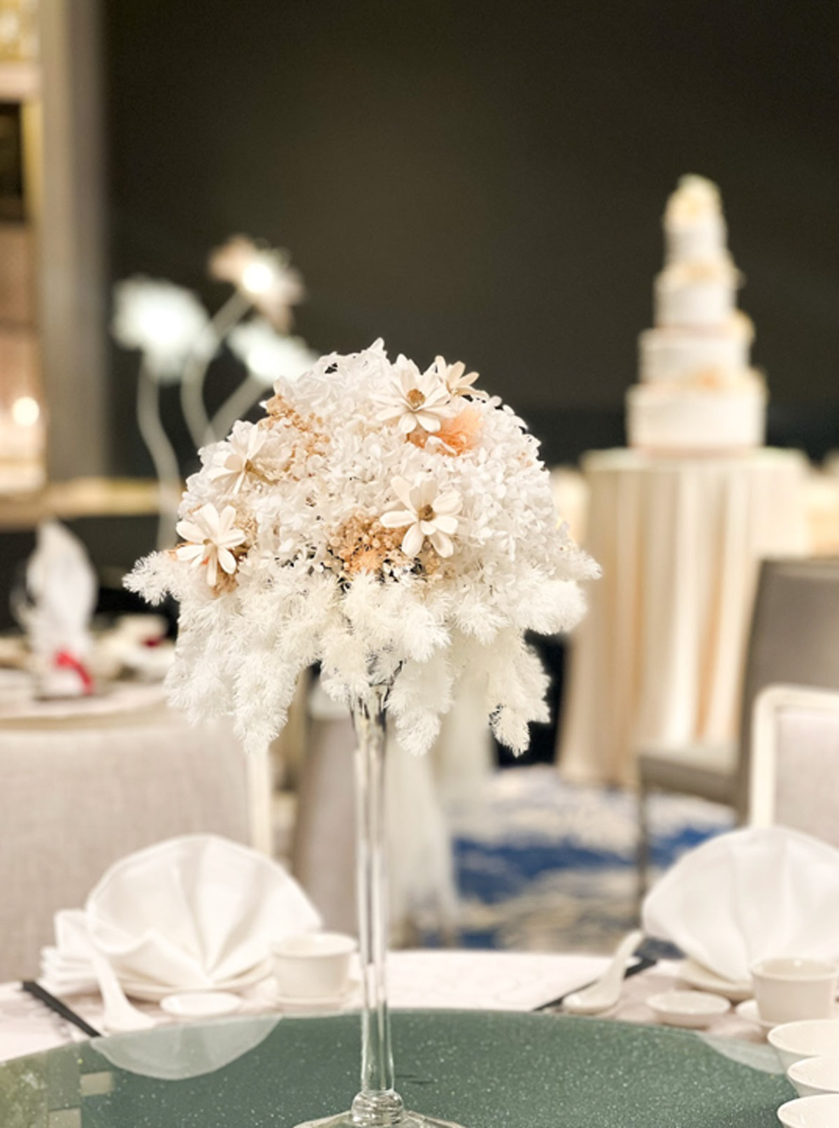 Celebrating Love in Elegance: M Hotel Singapore's Unforgettable Wedding Experience