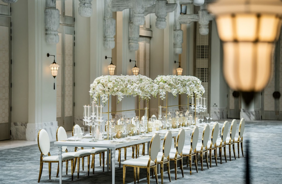 What makes InterContinental Danang Sun Peninsula Resort the top destination for sophisticated travelers and luxurious weddings?