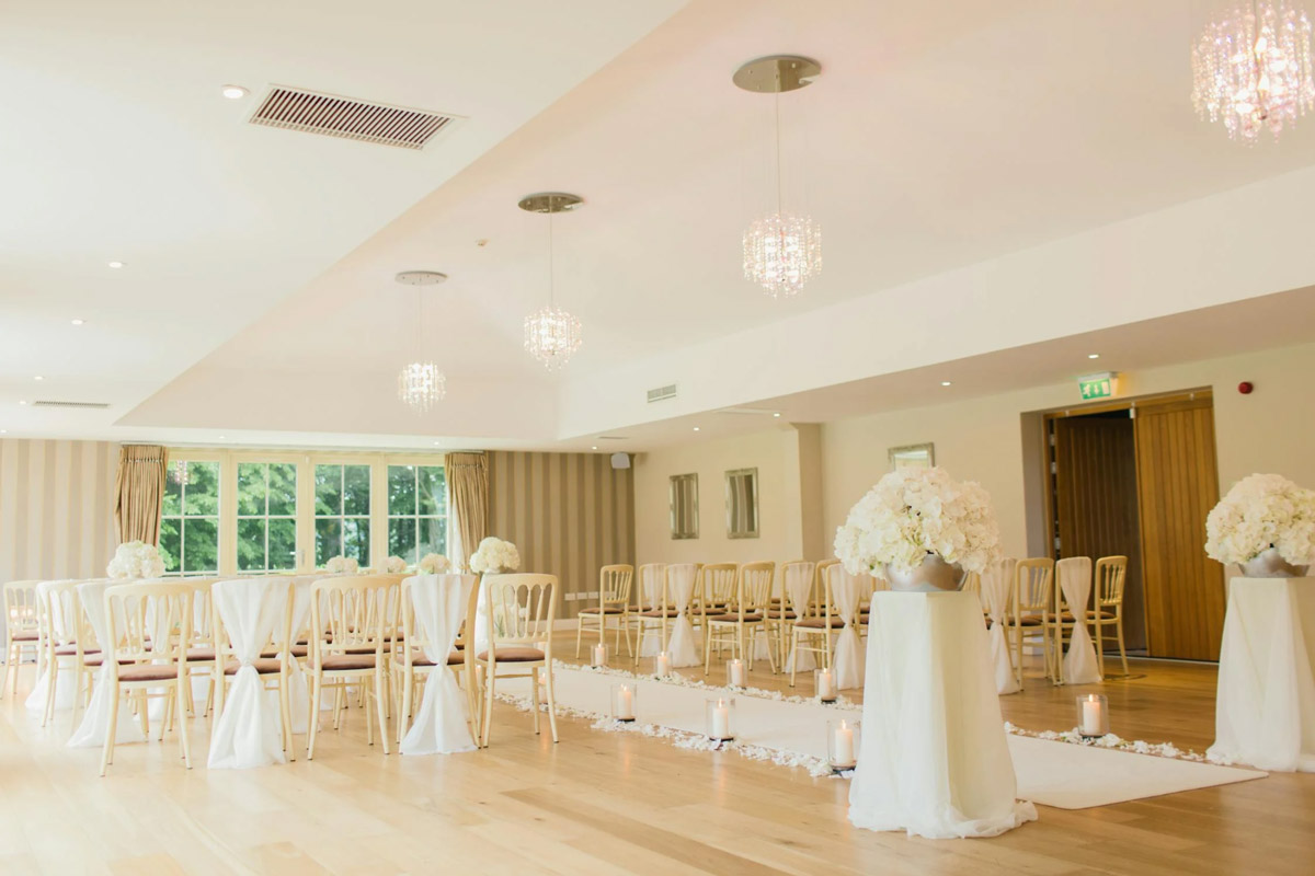 Scentscaping And Why Your Wedding Benefits From Fragrances