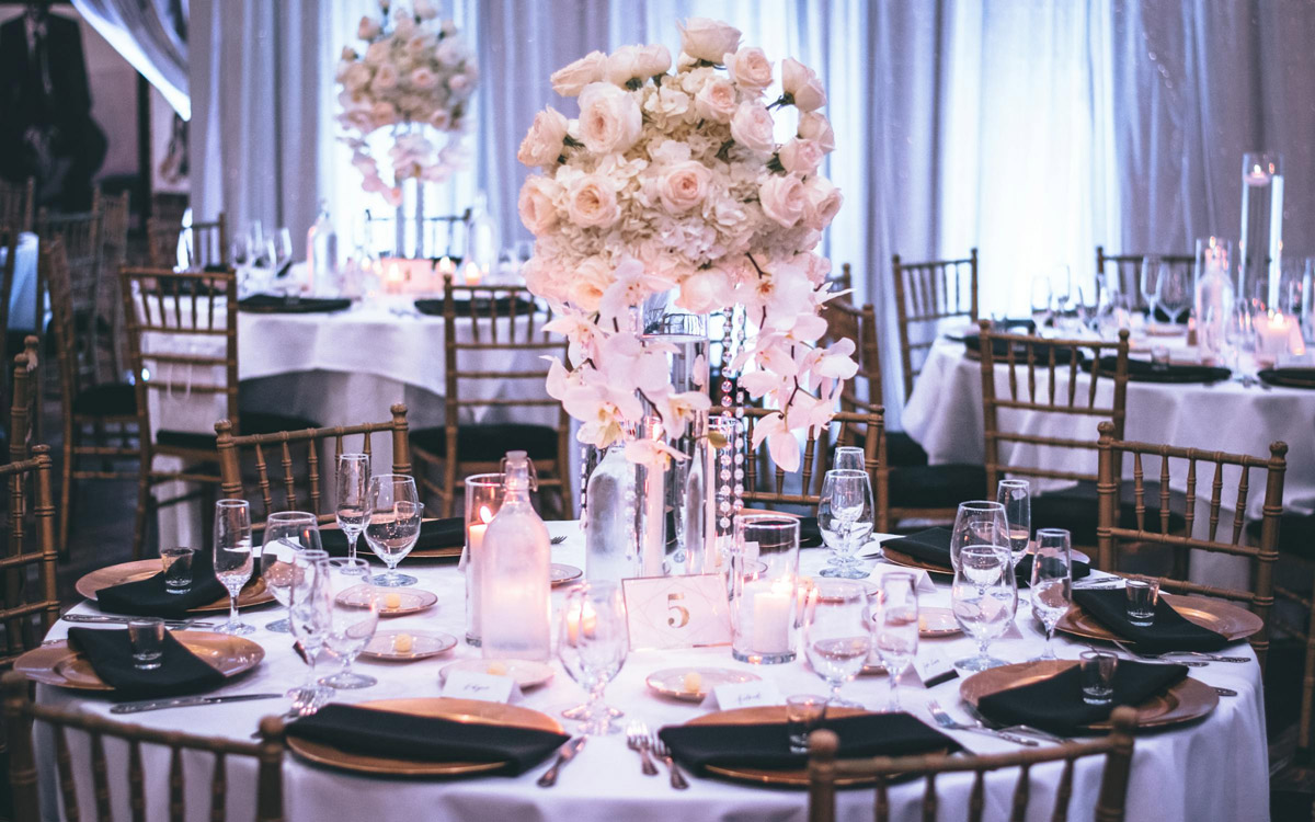 Scentscaping And Why Your Wedding Benefits From Fragrances