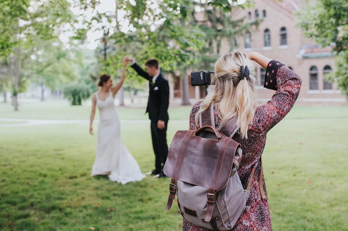 How To Choose The Right Wedding Photography Package