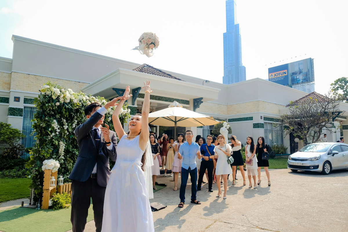 Wedding Planning Myths: What Should Be On Your Checklist?