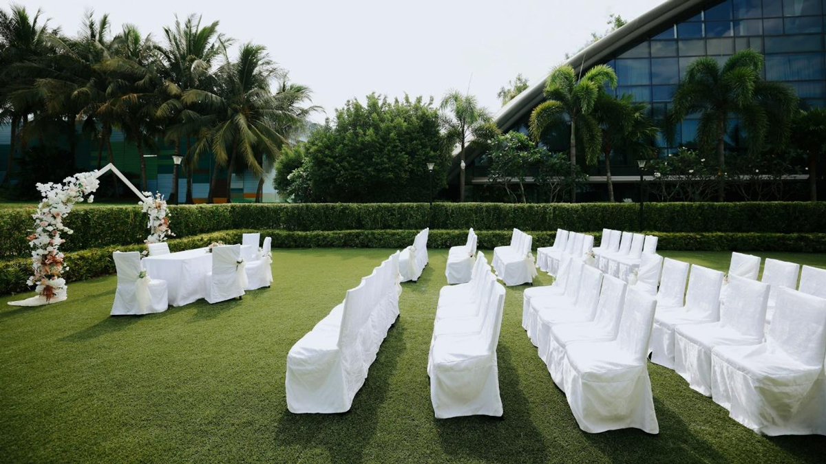 Where Urban Tranquillity Meets Wedding Elegance at Dusit Thani Laguna Singapore