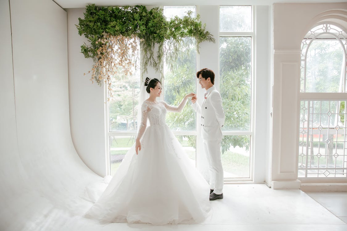 From Photos To Reels: The Rise Of Wedding Content Creators