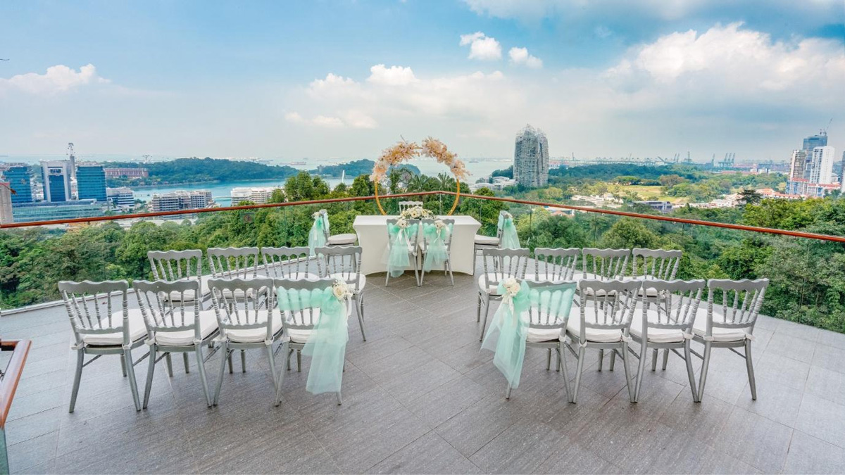A Unique Hilltop Wedding at Mount Faber Peak