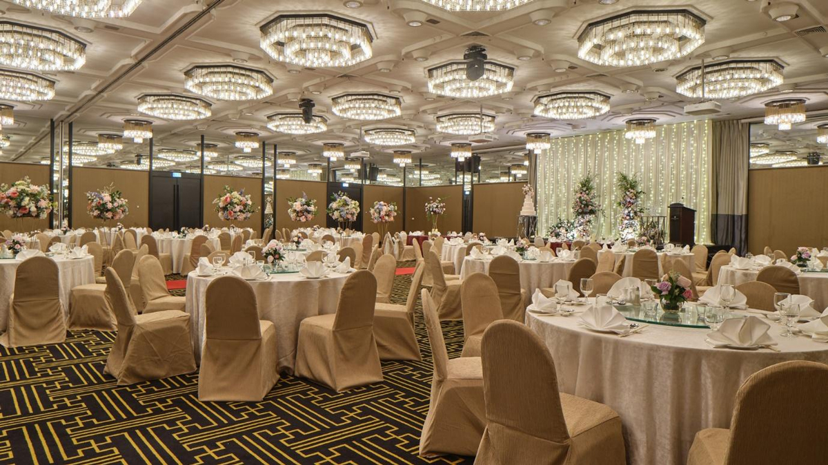 Concorde Hotel Singapore: The Orchard Road Ballroom Where Every Guest Has a View