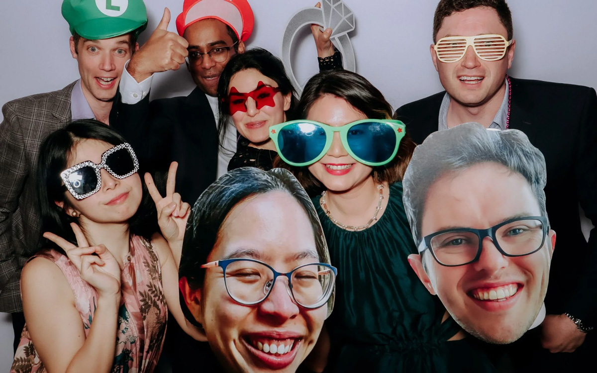 Wedding PhotoBooth Cost: Packages & Pricing Guide