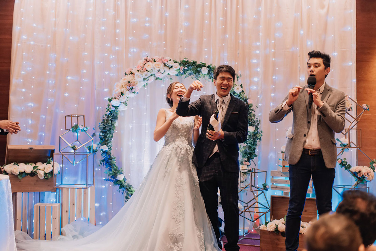 Do You Need a Live Band and Emcee for Your Wedding?