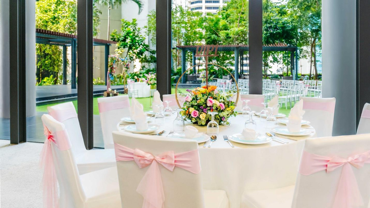 Oasia Hotel Downtown: Intimate Weddings with a Garden in the Sky