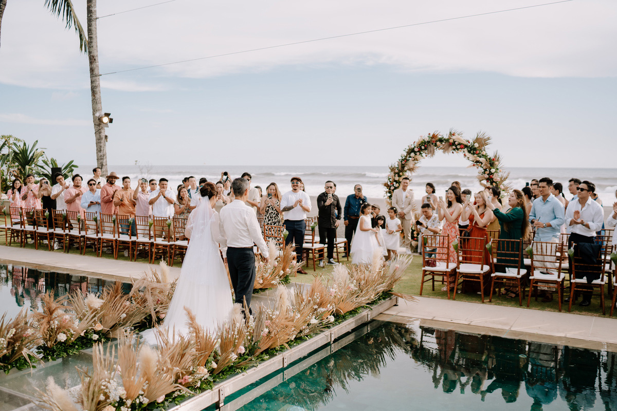 Is a Bali Destination Wedding Cheaper Than a Singapore Wedding?