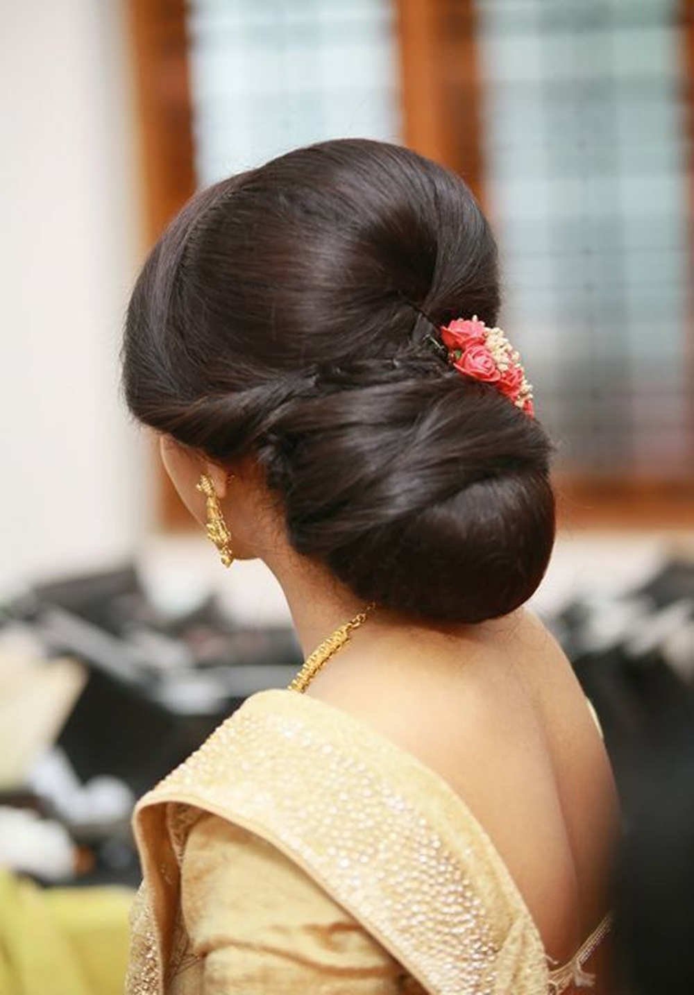 15 Stunning Indian Wedding Hairstyles for Every Bride