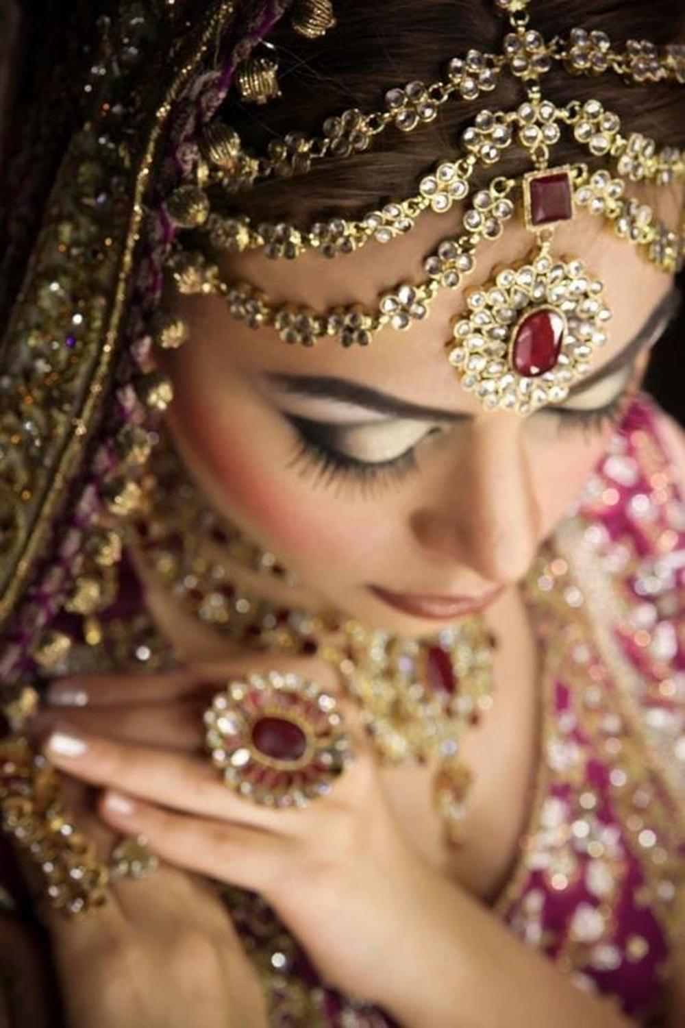 15 Stunning Indian Wedding Hairstyles for Every Bride