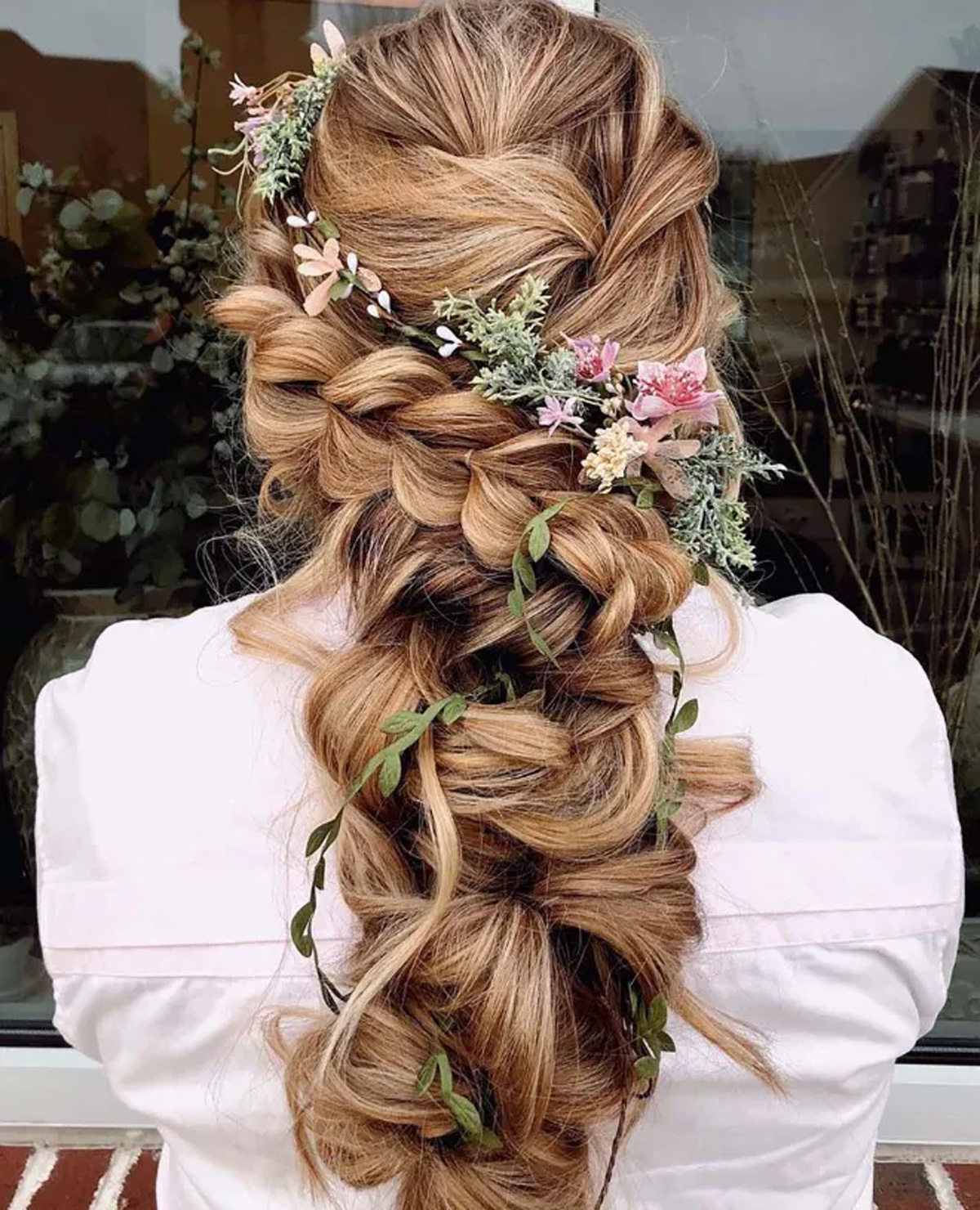 Bridal Hairstyles for Long Hair (2026 Guide)