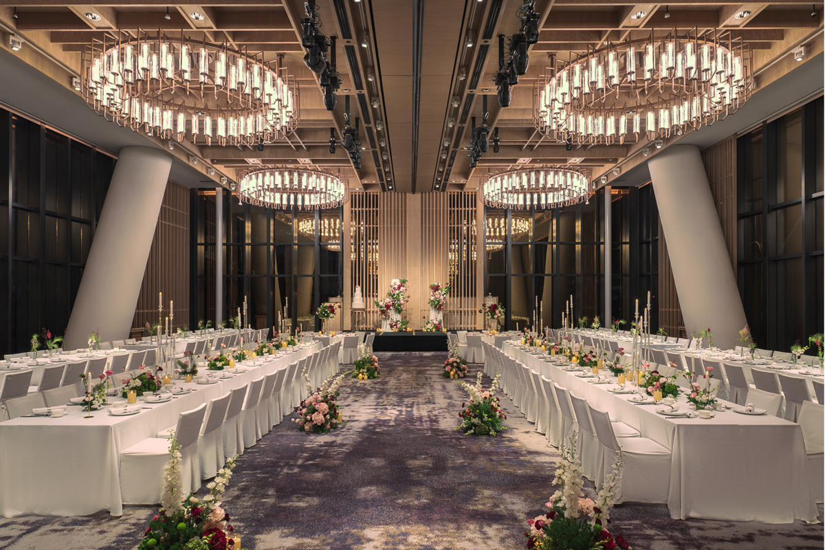 Getting Married at Andaz Singapore: The Glasshouse, Garden Studio and 2026 Rates for 2027 Weddings