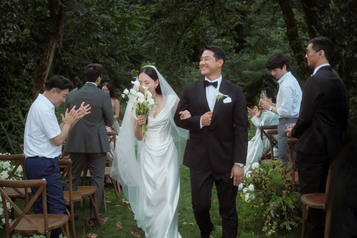 Small Wedding Guest List:  A Guide to Creating a Compact List