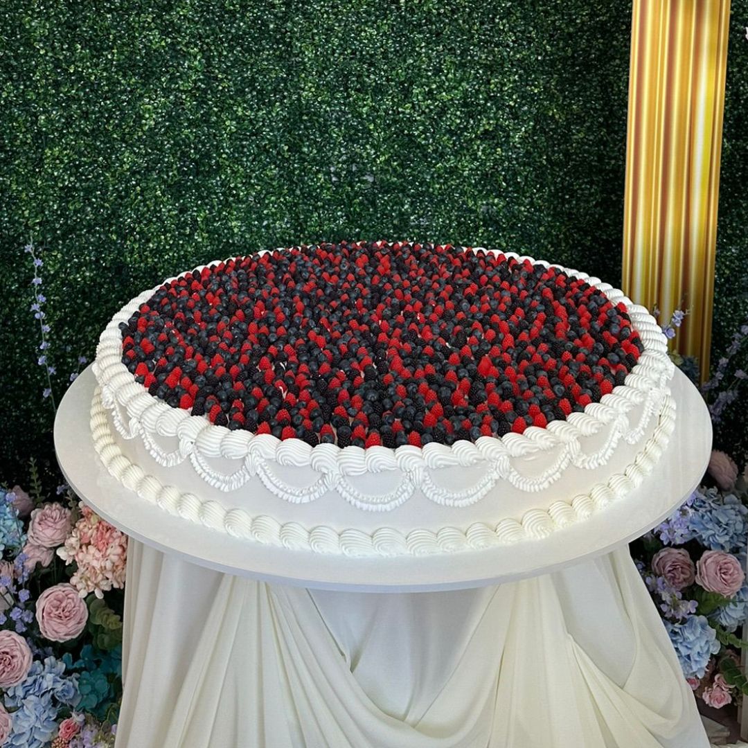 Blush Artisan Cakes 